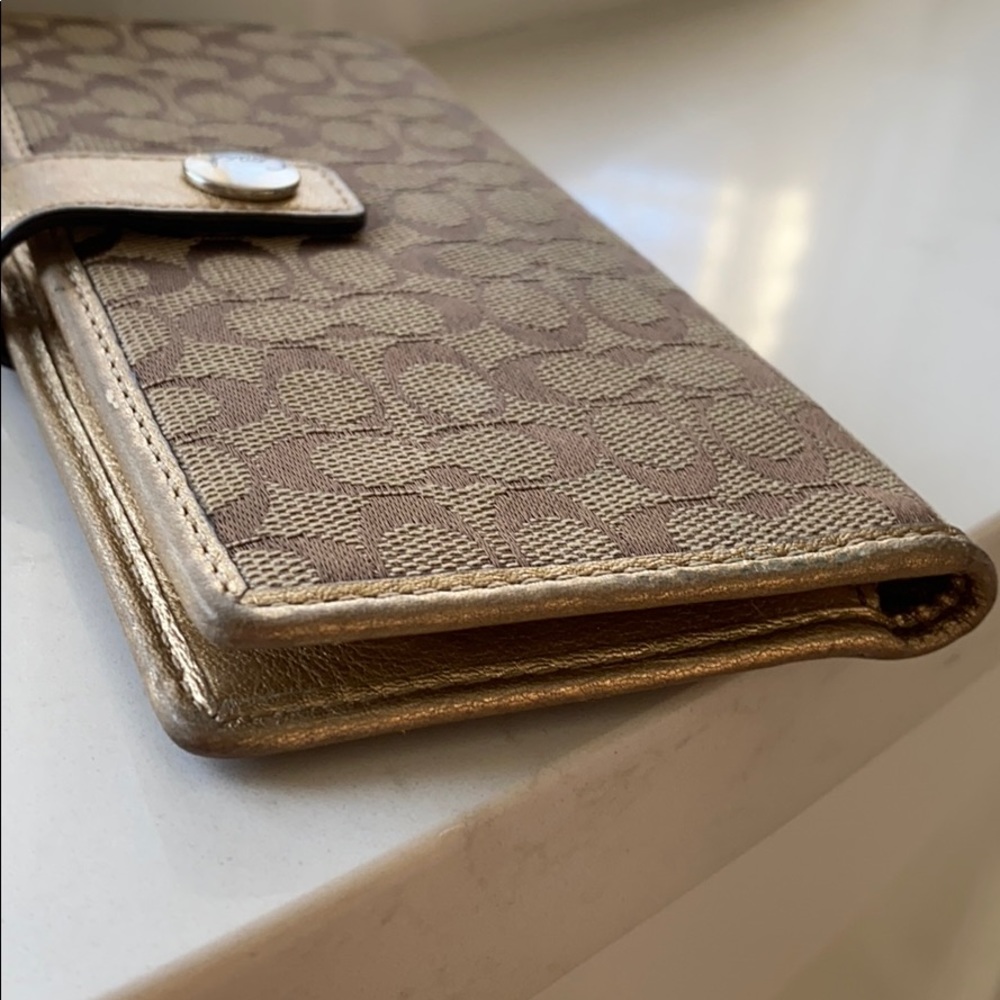 Coach Card Wallet - Picture 6 of 8
